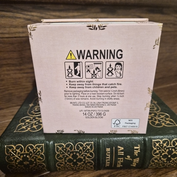 Laura Ashley Scented Candle NWT - Picture 3 of 5